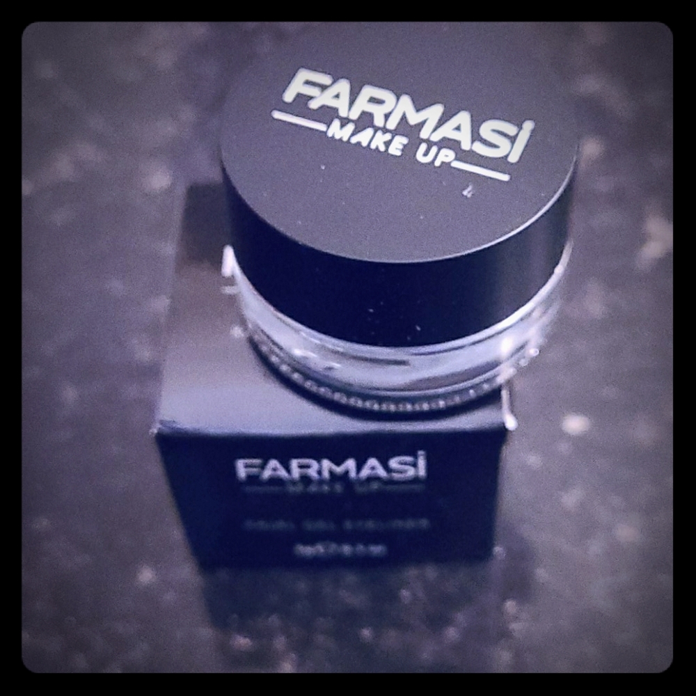 FARMASI Kajal Gel Eyeliner Black New
